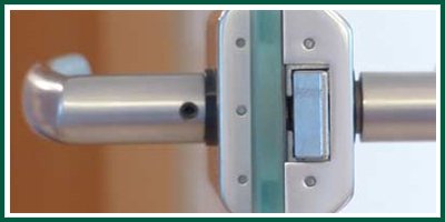 	Renton Locksmith Store Renton, WA 425-749-3682
